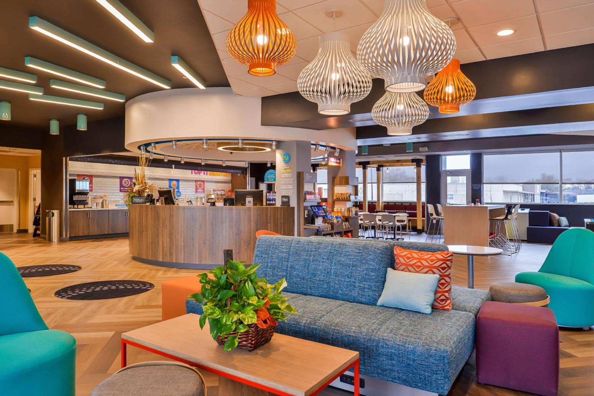 Готель Tru By Hilton Stuttgart Екстер'єр фото